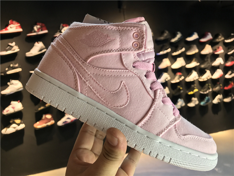 Air Jordan 1 Mid Easter Pack 554725 620